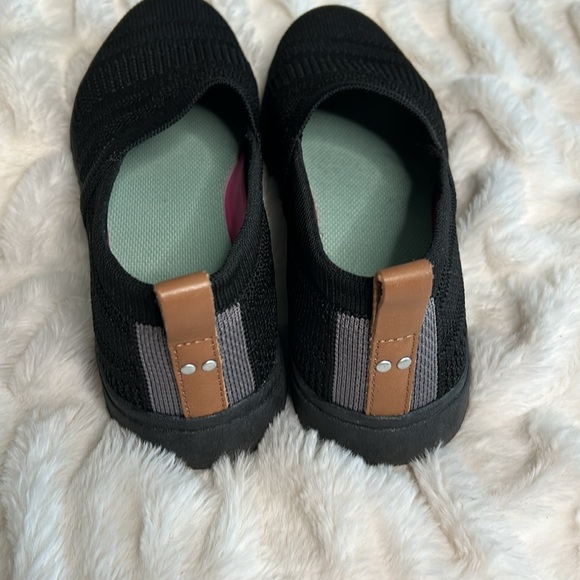 Ryka Slip ons - Picture 2 of 5